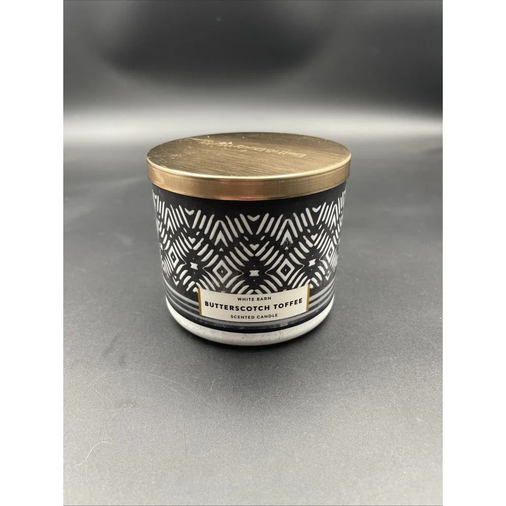 Bath & Body Works White Barn Butterscotch Toffee 3 Wick Candle 14.5 oz - Picture 2 of 6